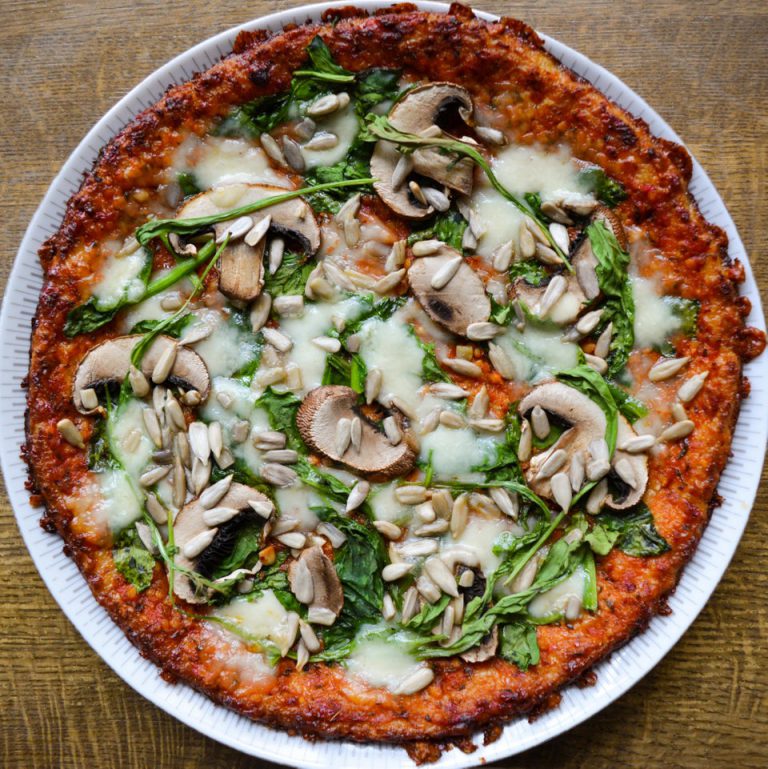 Keto Pizza with Cauliflower Crust Keto Recipes