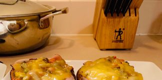 One Pan Ham & Gouda Stuffed Portobello Mushroom Caps One Pan Ham & Gouda Stuffed Portobello Mushroom Caps