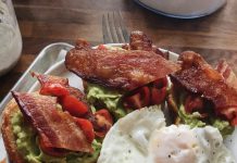 Keto avocado toast bagels Keto Avocado toast bagels