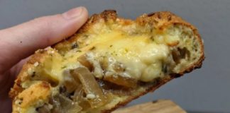 Keto mushroom onion stuffed bread Keto mushroom onion stuffed bread
