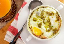 Keto Low Carb Ham and Pesto Egg Cups Ham and Pesto Egg Cups