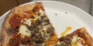 Bison Burger Fathead Pie with Chili Olive Oil Bison Burger Fathead Pie with Chili Olive Oil